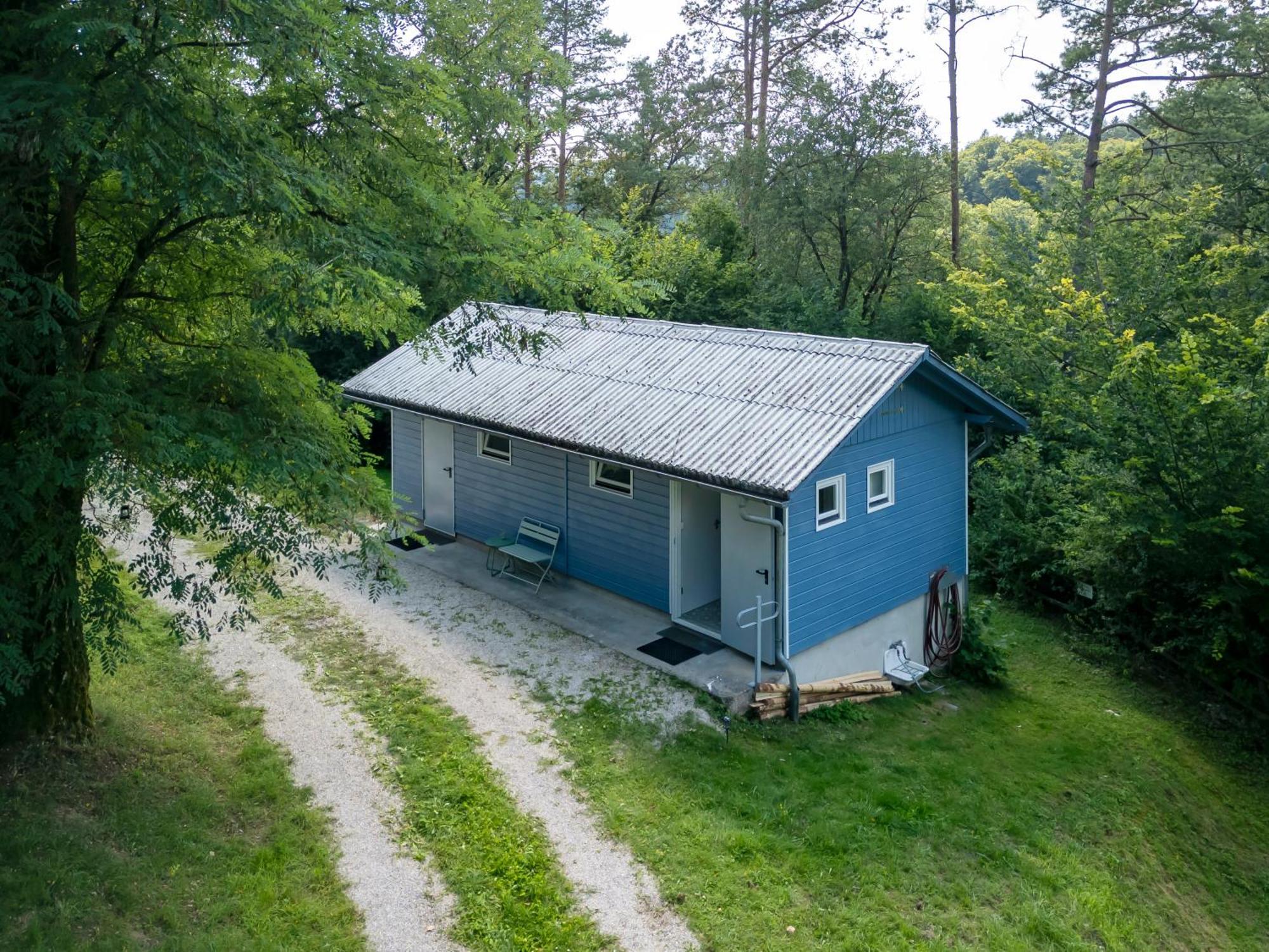 Homie Luginsland Fuer Grosse Gruppen - 24 Personen Ferienhaus Weigendorf